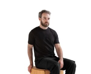 Vinícius Siega lança brunch com exposição comemorativa pelos 10 anos de carreira