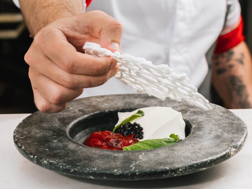 QT Pizza Bar recebe menu de sobremesas de Rodrigo Ribeiro