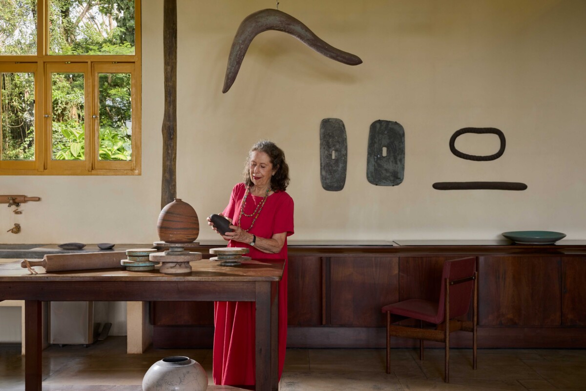 ‘Encontros Insólitos’: arte escultórica de Célia Cymbalista na Galeria Teo