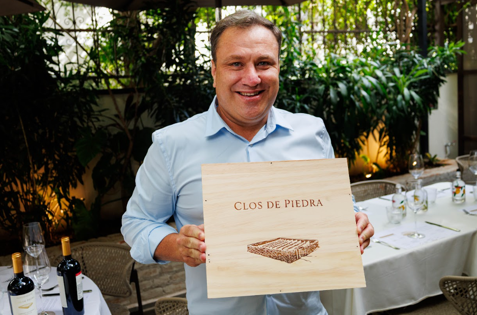 Clos de Piedra chega ao Brasil