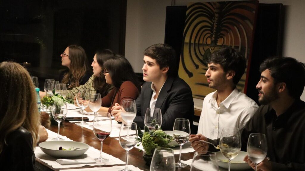 Aquecimento da SP-Arte reúne curadores, colecionadores e convidados do circuito VIP de arte. Foto: Divulgação