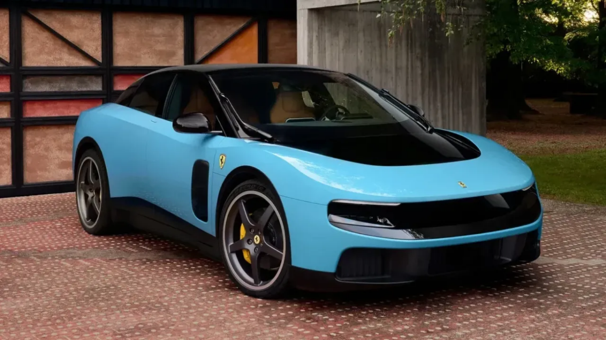 Primeiro superesportivo elétrico da Ferrari foi feito por ex-designer da Apple