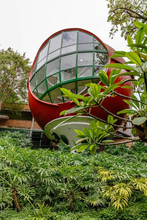 Casa Bola de Eduardo Longo é colocada à venda por R$ 18 milhões em São Paulo
