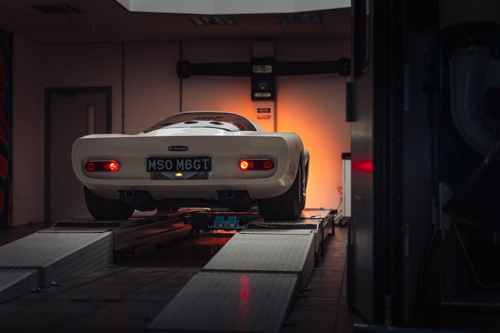 McLaren revive o M6GT, seu primeiro carro de rua
