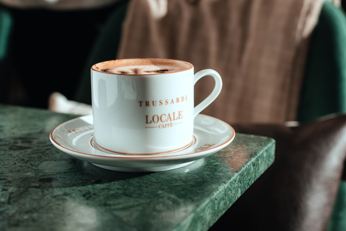 Trussardi leva seu universo de design ao Locale Caffè, em São Paulo