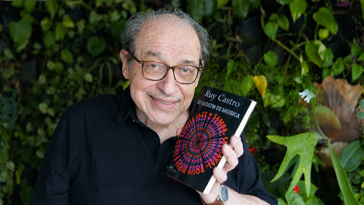 “Eu Gosto de Música”: Ruy Castro conta histórias dos estilos musicais