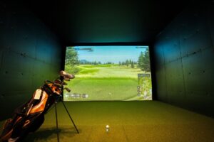 Golfe sem campo? Simuladores mudam a porta de entrada para o esporte no Brasil