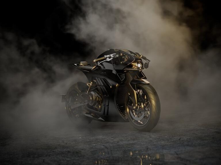 Aston Martin estreia nas duas rodas com nova moto esportiva