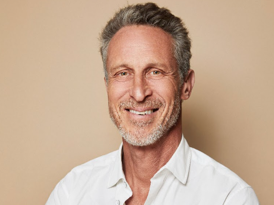 Mark Hyman conduz retiro sobre saúde e longevidade no Fasano Las Piedras
