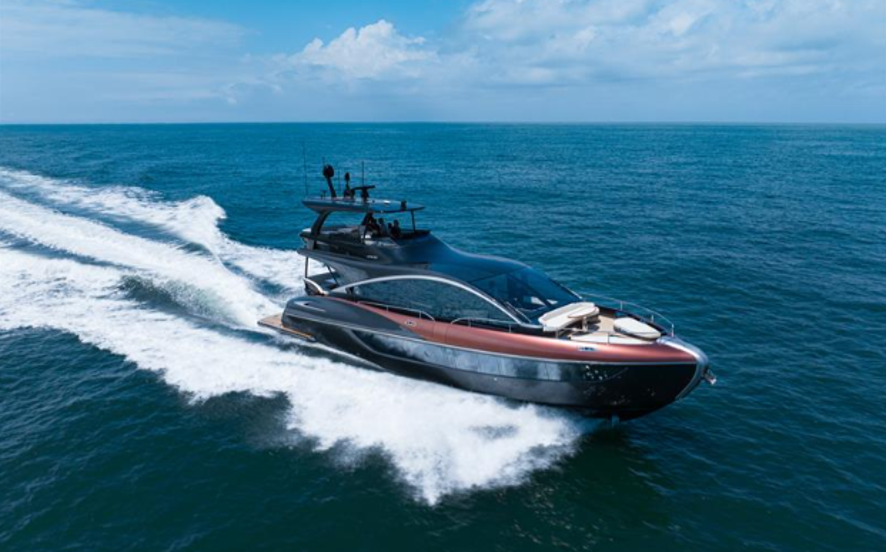 Lexus leva sua proposta de mobilidade ao mar com o iate LY680