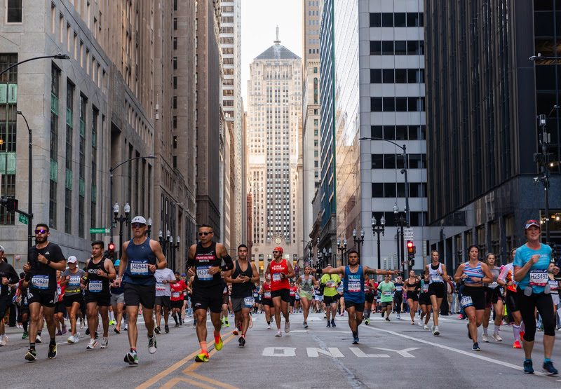 Maratona de Chicago transforma corrida em uma viagem pela cidade